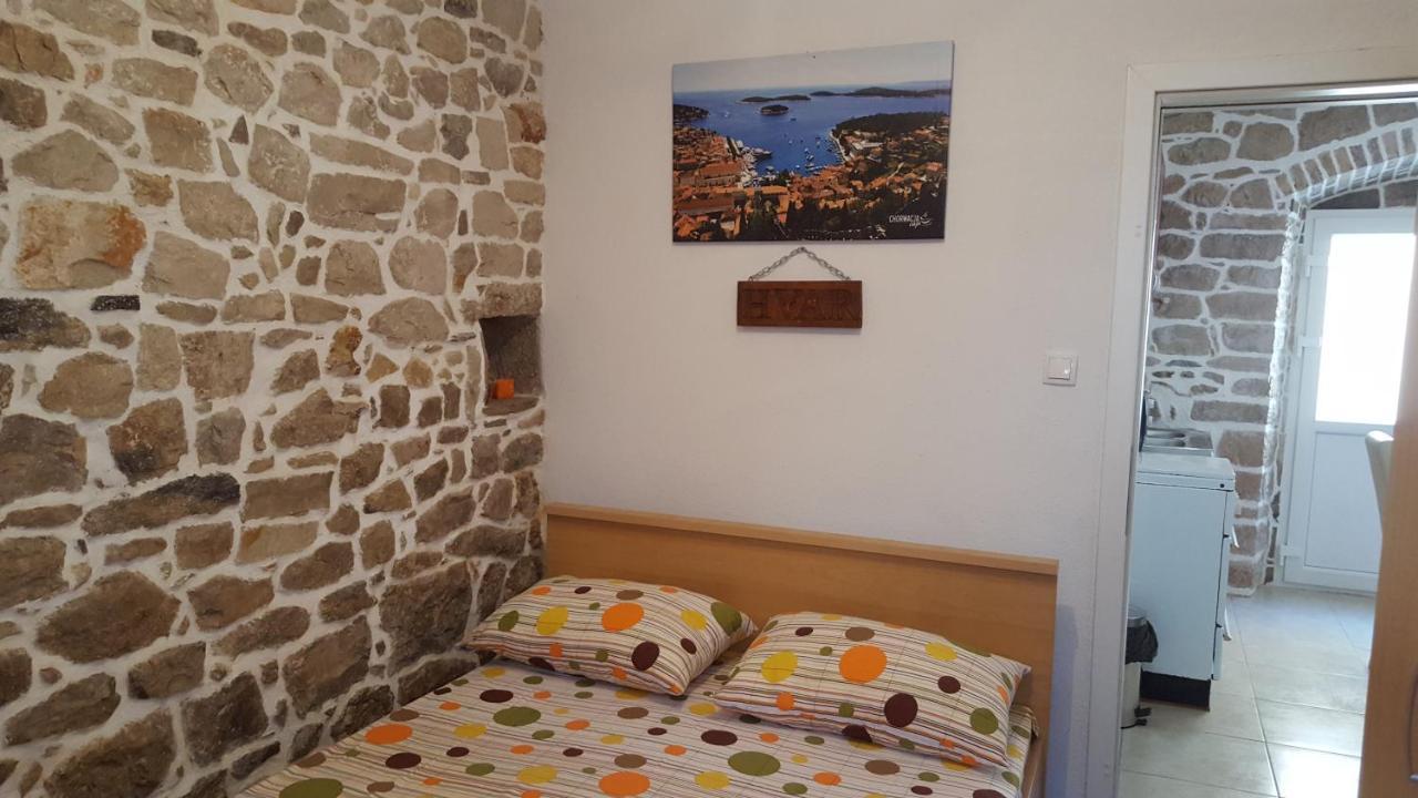 Holiday House Popovic Sućuraj Eksteriør billede